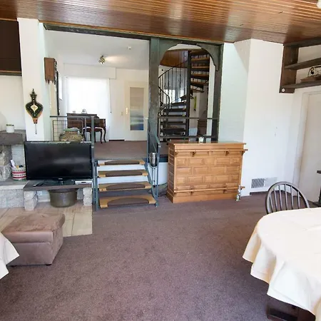 Ferienhaus Bischof 度假居